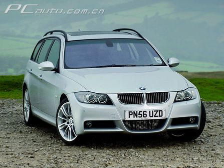 寶馬 335i M 運(yùn)動(dòng)旅行車 圖片 大圖 桌面